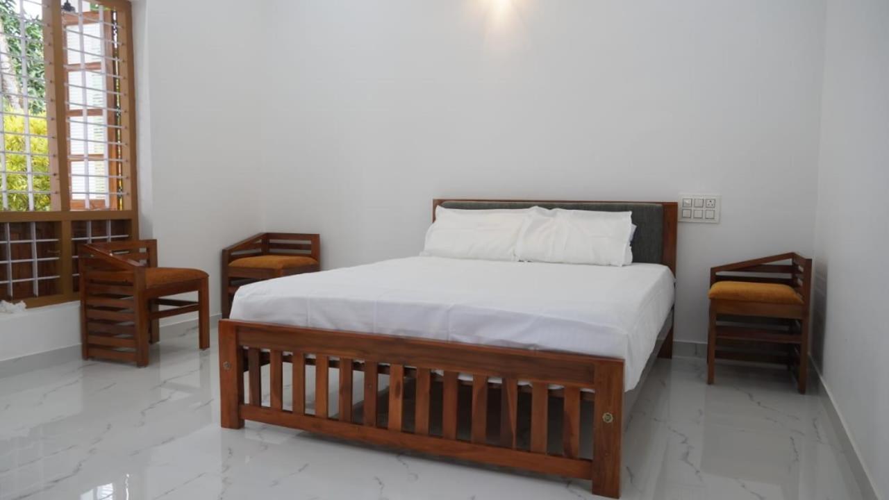 Munroe Heritage Inn Mundrothuruth الغرفة الصورة